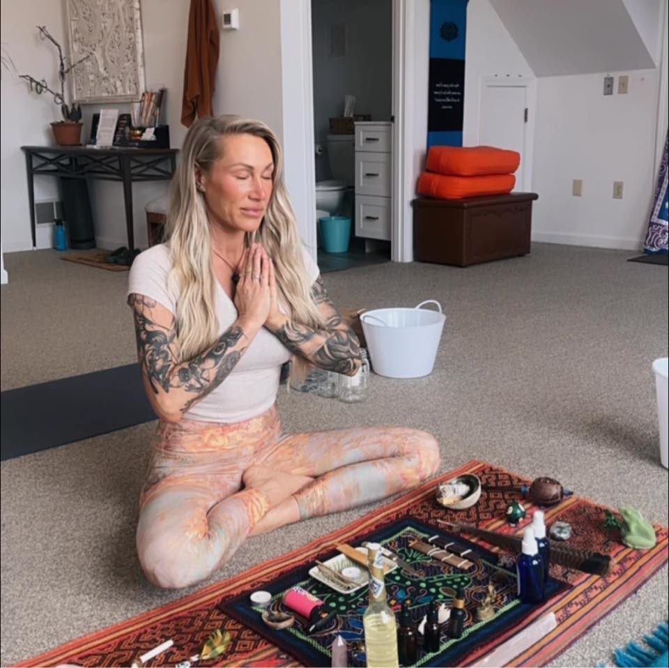 Brittany Lavoie, certified Kambo breathwork and Reiki practitioner